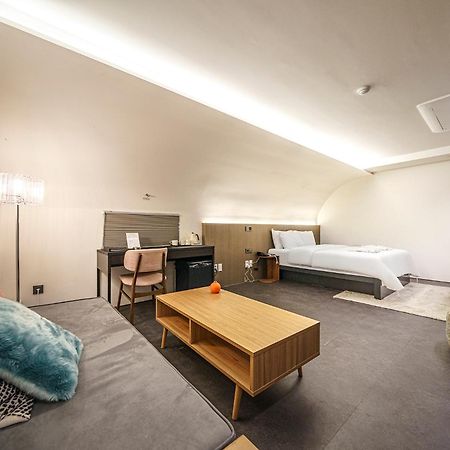 Hotel H Seoul Exterior foto